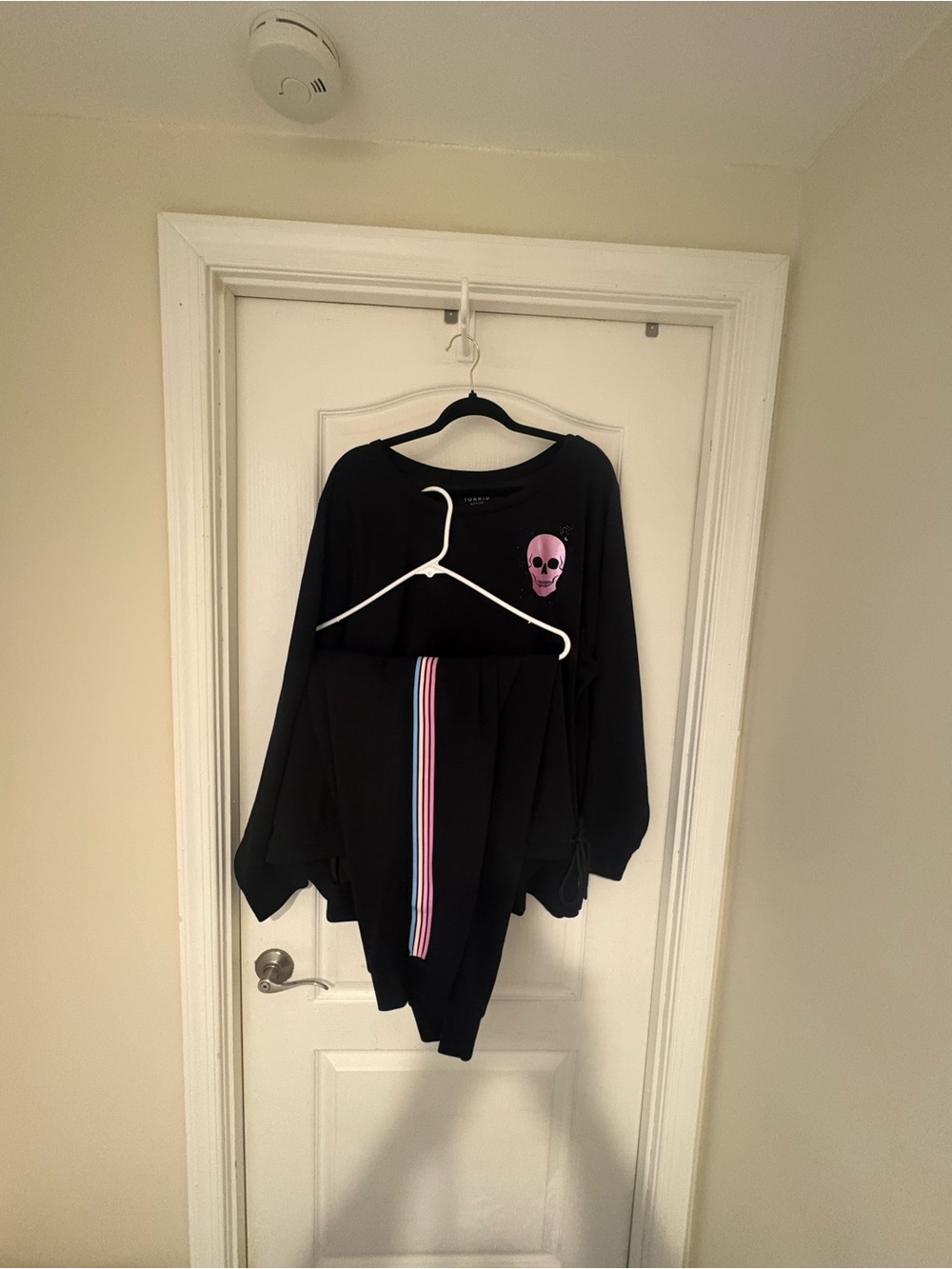 Torrid 4X Jogging Set - Picture 3 of 5